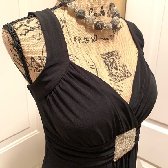 Little Black Dress - Picture 3 of 7